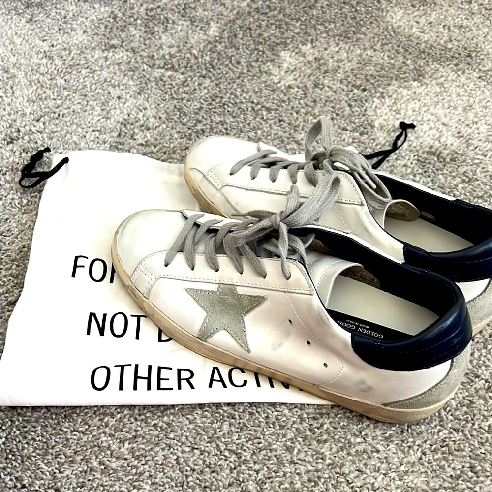 Golden goose worn twice they are like new. Still very nice 😊if you know u know🥰